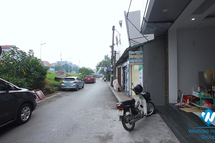 A brand-new 5-floor office for rent in the main road Au Co st, Tay Ho district